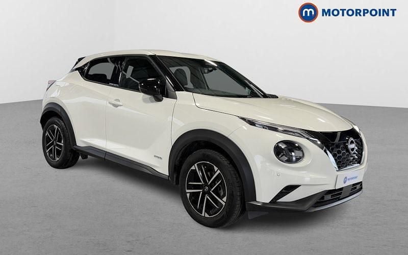 White Used 2024 Nissan Juke N-Connecta SUV | £16,799 (Good price) - Image 1/4