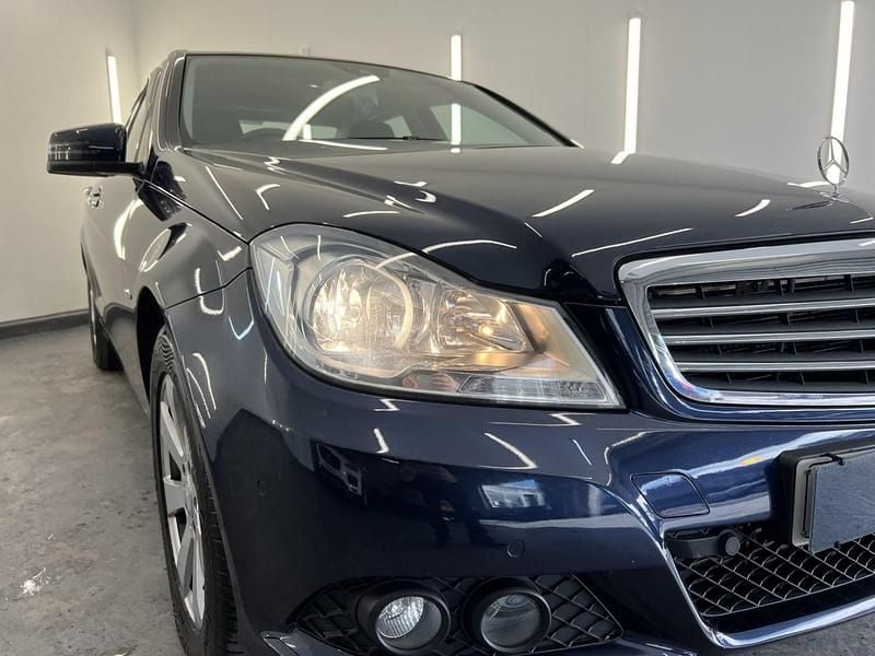 Used Mercedes C200 Edition 1 2011 Blue Sedan
