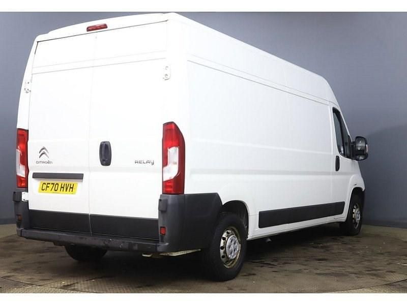 Used Citroën Relay 140 HP (102 kW) 2021 White Van