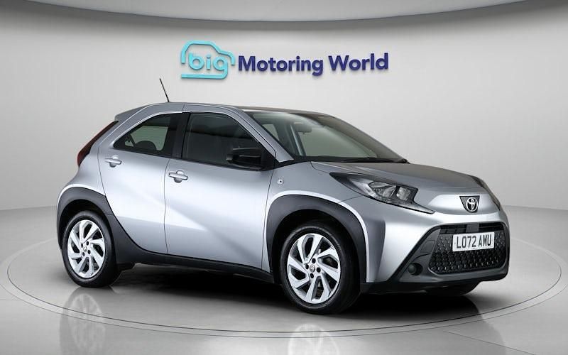 Used Toyota Aygo X PURE 72 HP (52 kW) 2025 SUV