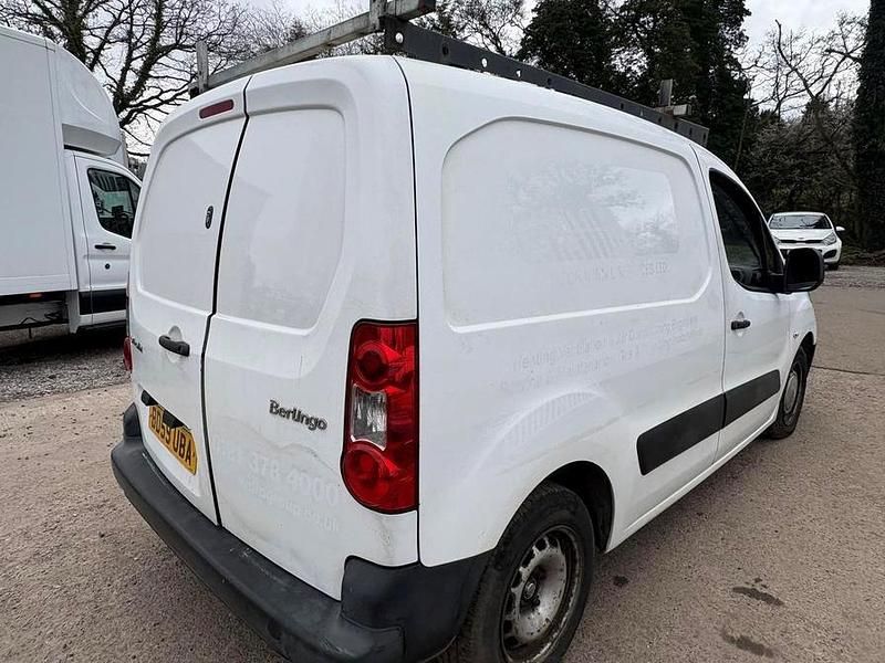 Used Citroën Berlingo 75 HP (55 kW) 2010 White MPV