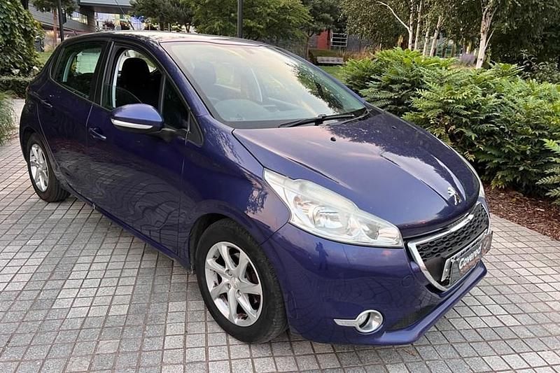 Blue Used 2015 Peugeot 208 Active Hatchback | £1,650 (Super price) - Image 1/1