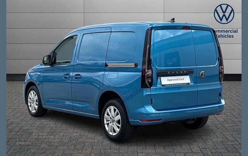 Used VW Caddy Pro 102 HP (75 kW) 2022 Blue MPV
