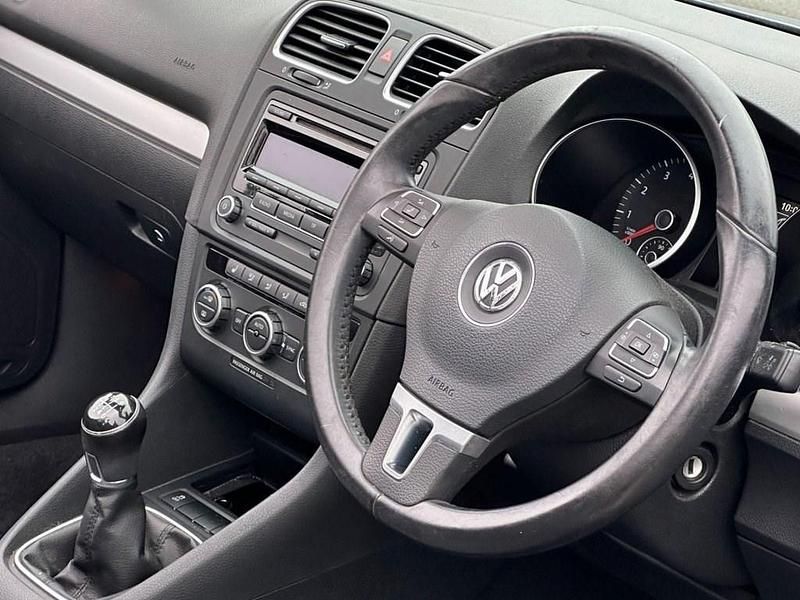 Used VW Golf Cabriolet S 122 HP (89 kW) 2013 Blue Cabriolet