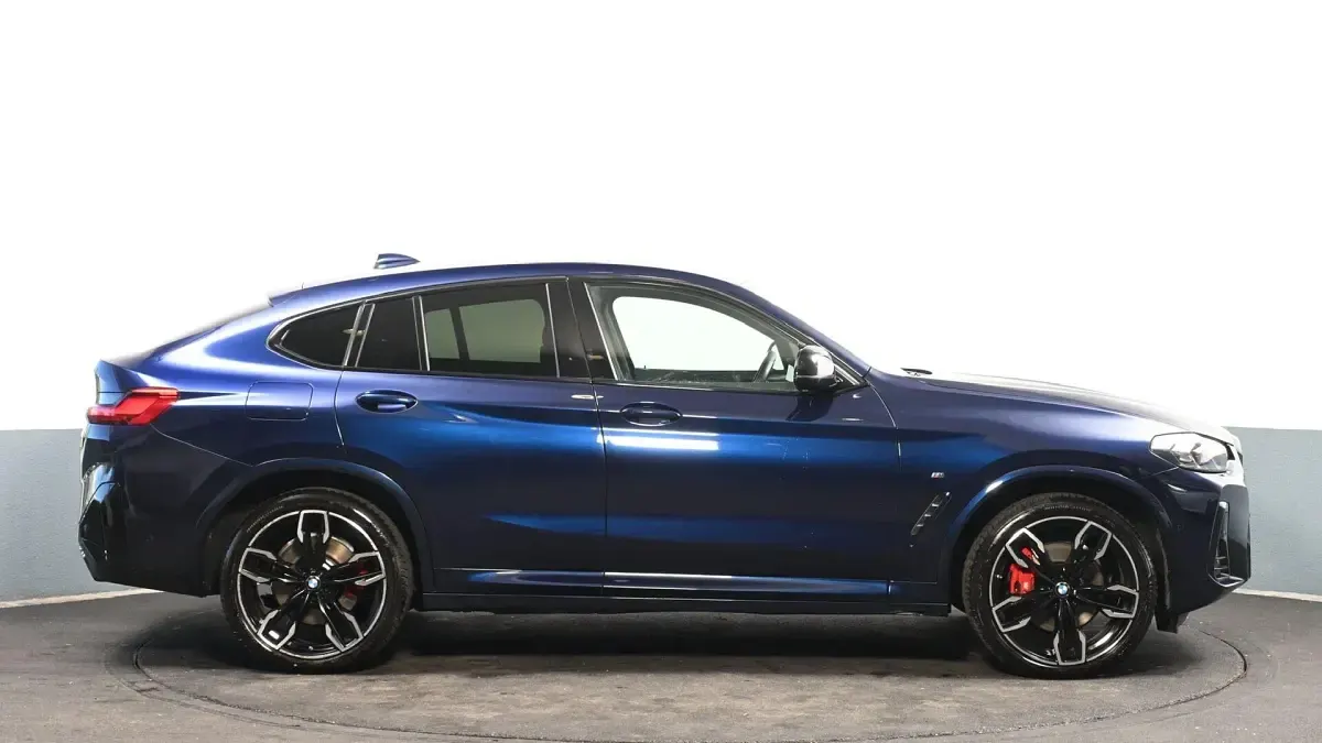 Usado BMW X4 Shadowline 335 CV (246 kW) 2023 Azul SUV