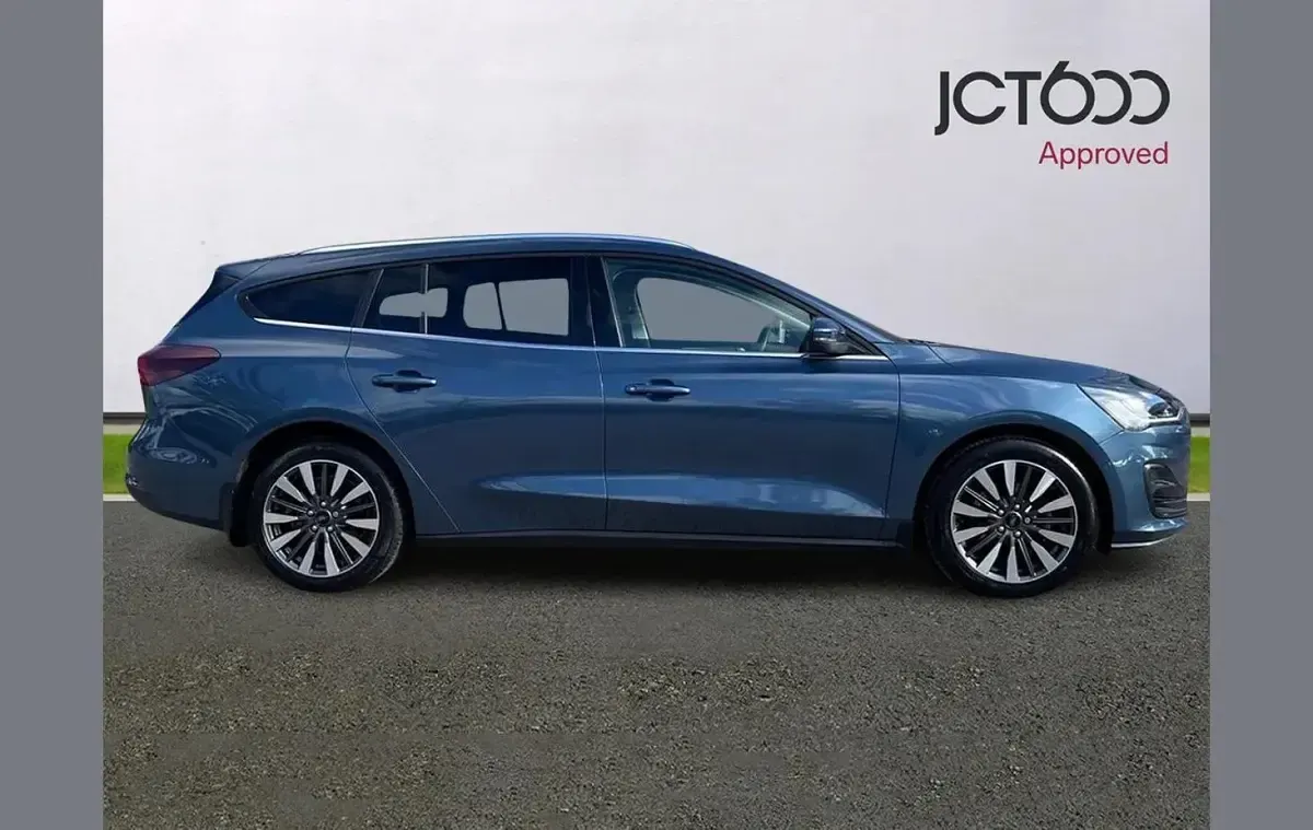 Used Ford Focus Titanium X 153 HP (112 kW) 2023 Blue Estate