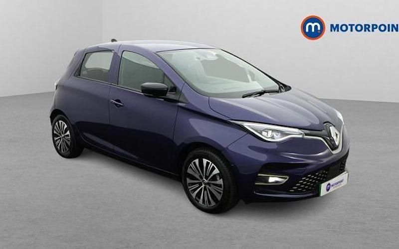 Used Renault Zoe Techno 100 kW (136 HP) 2024 Hatchback