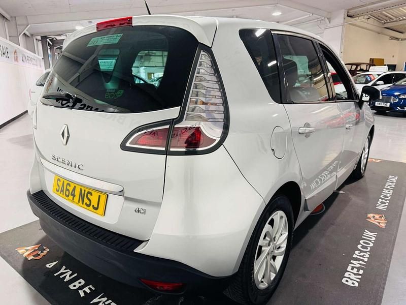 Used Renault Scénic III Dynamique 110 HP (80 kW) 2014 Silver MPV