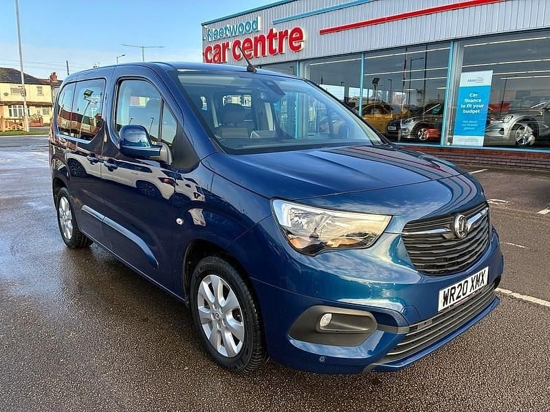 Used Vauxhall Combo S 110 HP (80 kW) 2020 Blue MPV