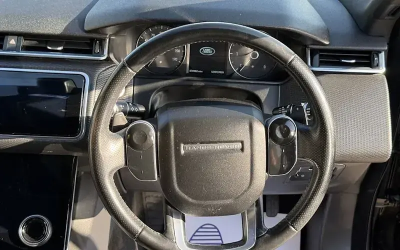 Used Land Rover Range Rover Velar S 180 HP (132 kW) 2018 Black SUV