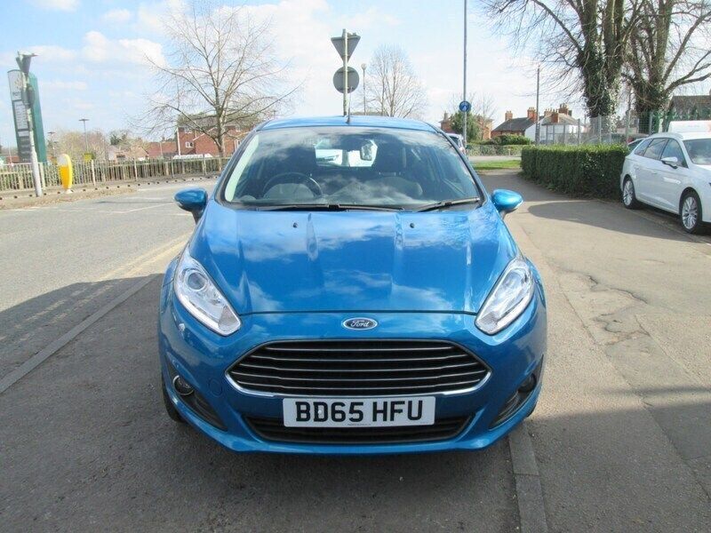 Blue Used 2016 Ford Fiesta Zetec Hatchback | £3,995 (Good price) - Image 1/4