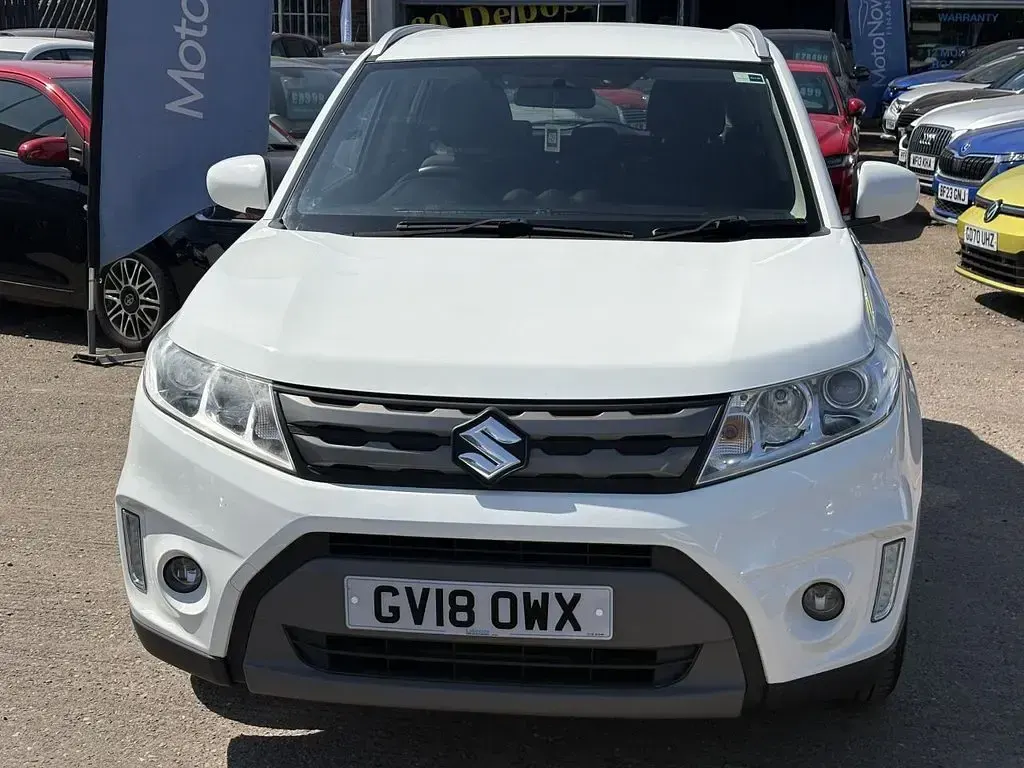Used Suzuki Vitara SZ4 120 HP (88 kW) 2018 White SUV