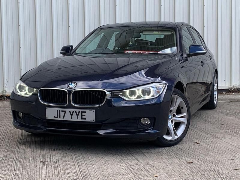 Begagnad BMW 320 Efficient Dynamics 2015 Blå Sedan