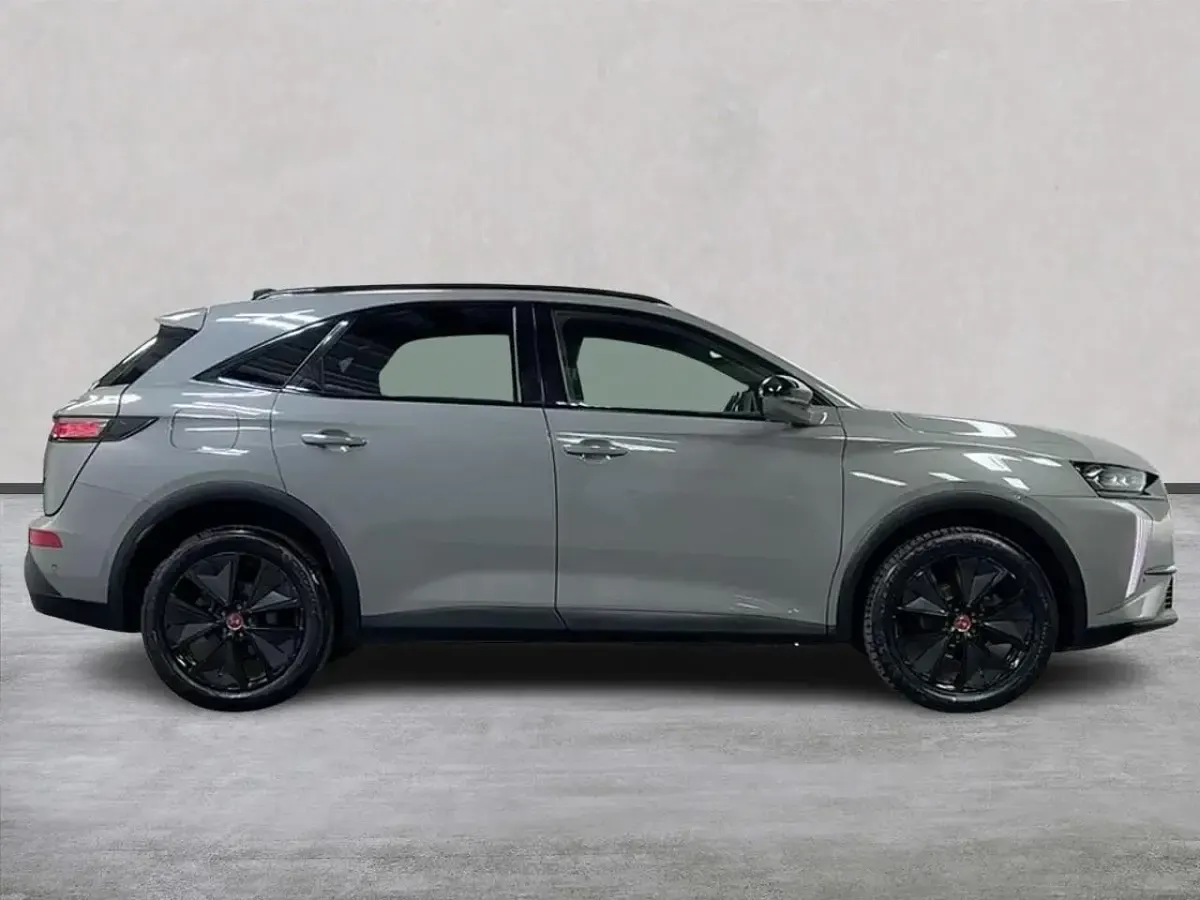 Used DS Automobiles DS7 Crossback Performance Line Plus 130 HP (95 kW) 2023 Grey SUV