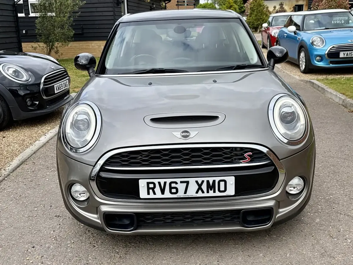 Used Mini Cooper S Hatch 192 HP (141 kW) 2017 Silver Hatchback