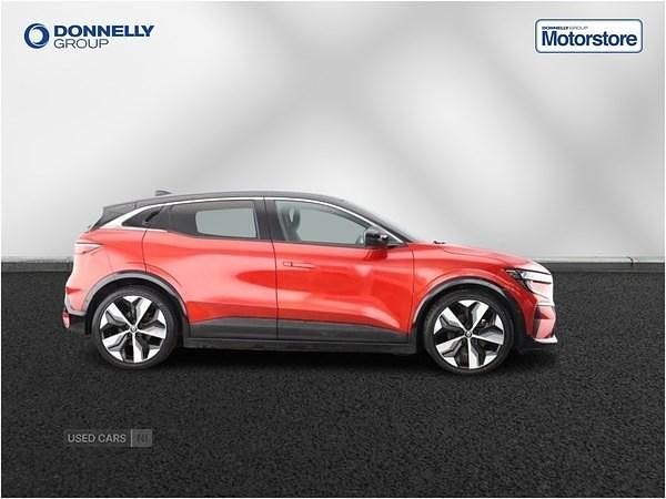 Used Renault Megane E-Tech Techno 160 kW (218 HP) 2023 Red/black Hatchback