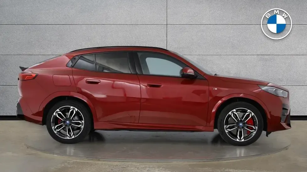 Used BMW iX2 M Sport 147 kW (201 HP) 2025 Red SUV