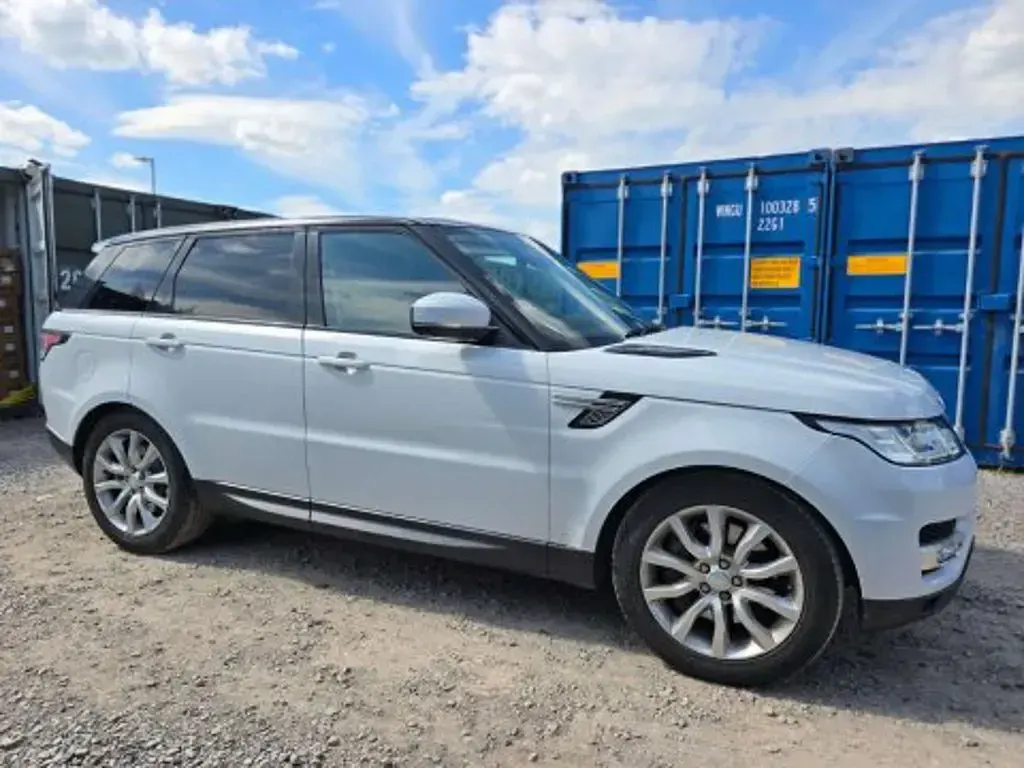 Used Land Rover Range Rover Sport HSE 2017 White SUV