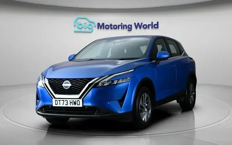 Used Nissan Qashqai Acenta Premium 140 HP (102 kW) 2023 Blue SUV