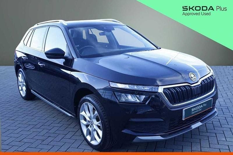 Used Skoda 110 R SE L 81 HP (59 kW) 2022 Black magic pearl effect Estate