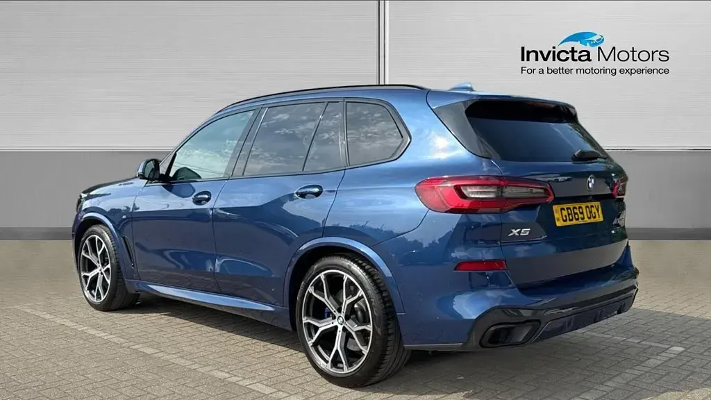 Used BMW X5 M Sport 265 HP (194 kW) 2020 Blue SUV