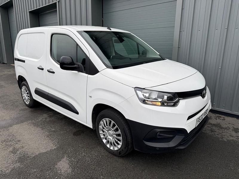 Used Toyota Proace 2022 White MPV