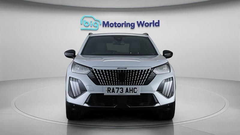 Used Peugeot 2008 Allure 129 HP (94 kW) 2023 White SUV