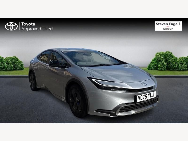 New Toyota Prius Design 2025 Silver Hatchback