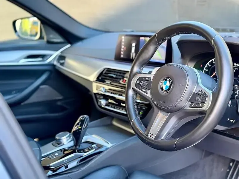 Used BMW 530 M Sport 2019 Blue Estate