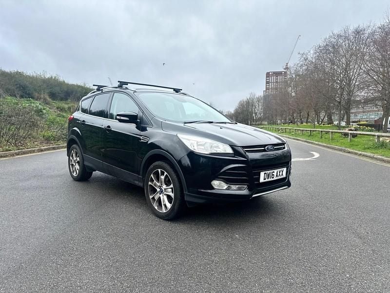 Used Ford Kuga Titanium 180 HP (132 kW) 2016 Black SUV