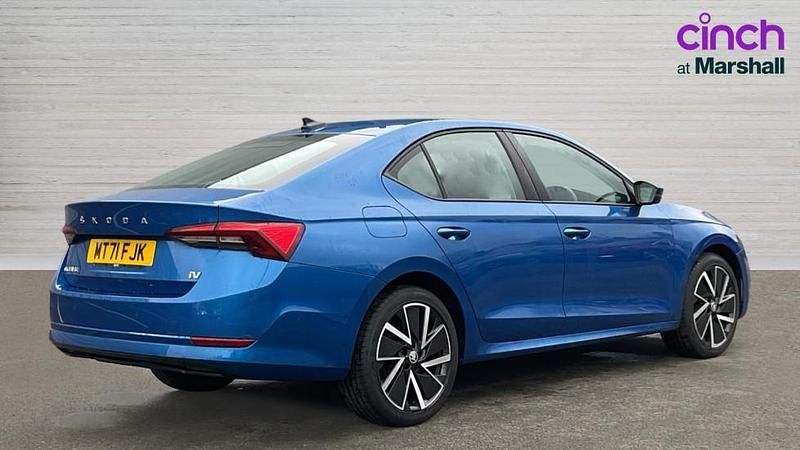 Used Skoda Octavia SE Technology 204 HP (150 kW) 2021 Blue