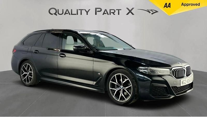 Black Used 2022 BMW 520 M Sport Estate | £21,150 (Good price) - Image 1/4