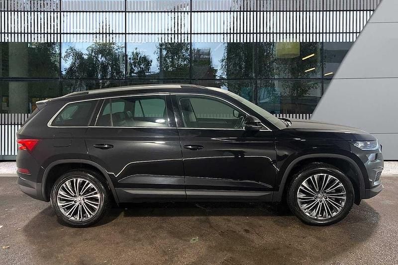 Used Skoda Kodiaq SE L Executive 110 HP (80 kW) 2024 Black magic pearl effect SUV