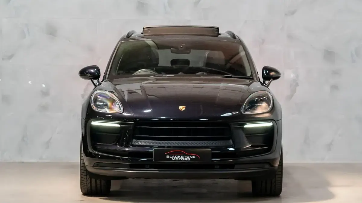 Used Porsche Macan 252 HP (185 kW) 2021 Black SUV