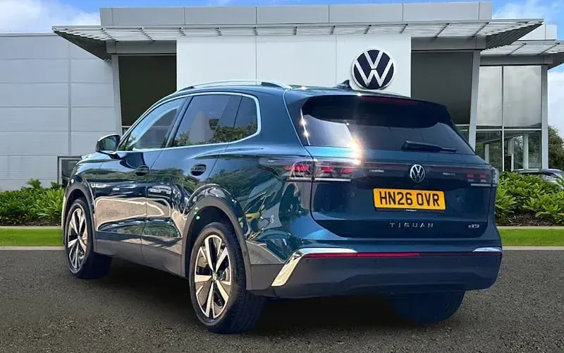 New VW Tiguan Elegance 150 HP (110 kW) 2025 Blue SUV