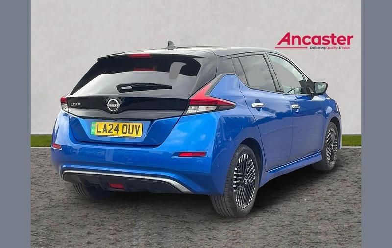 Occasion Nissan Leaf Tekna 110 kW (150 ch) 2024 Bleue Citadine