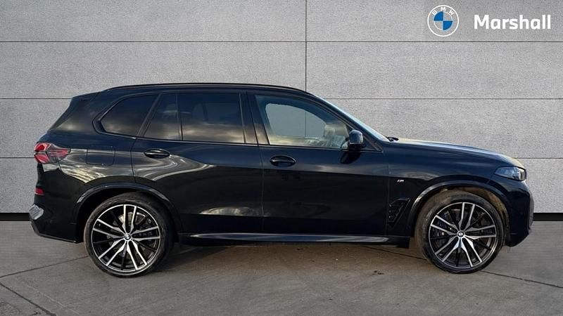 Used BMW X5 M Sport 489 HP (359 kW) 2025 Black sapphire SUV