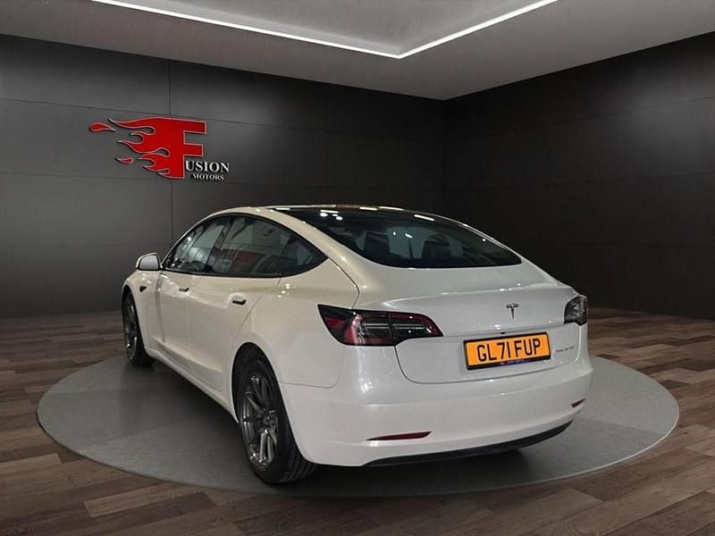 Used Tesla Model 3 254 kW (346 HP) 2021 White Sedan