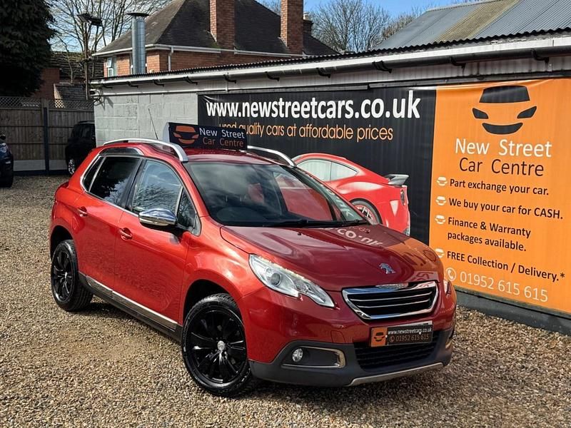 Begagnad Peugeot 2008 Allure 2016 Röd SUV
