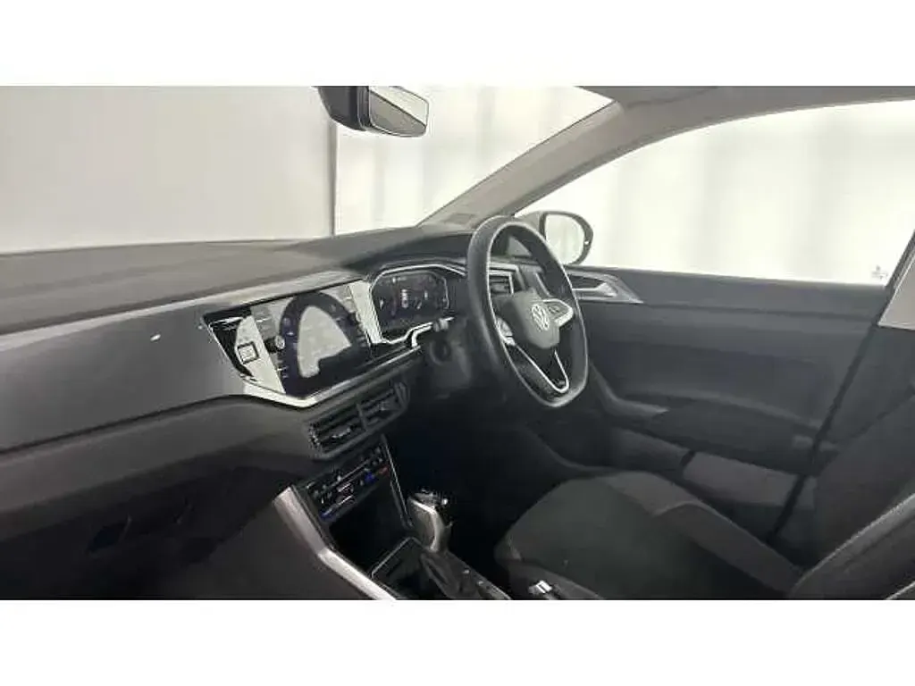 Used VW Taigo Style 150 HP (110 kW) 2022 Grey SUV