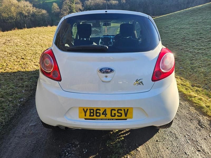 Used Ford Ka Zetec 2015 White Hatchback
