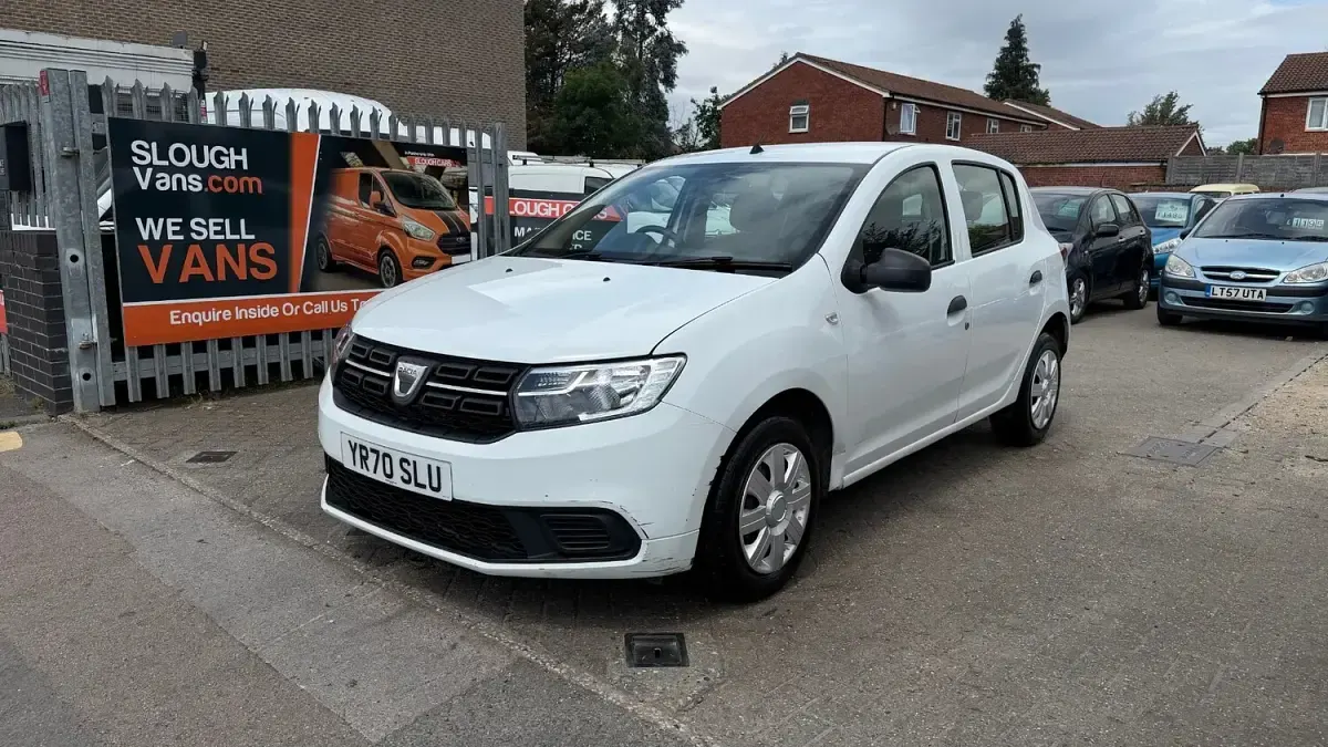 Used Dacia Sandero Essentiel 2020 White Hatchback