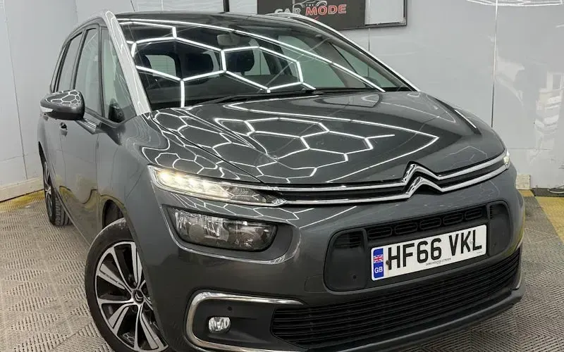 Usado Citroën C4 SpaceTourer Feel 120 HP (88 kW) 2017 Monovolume
