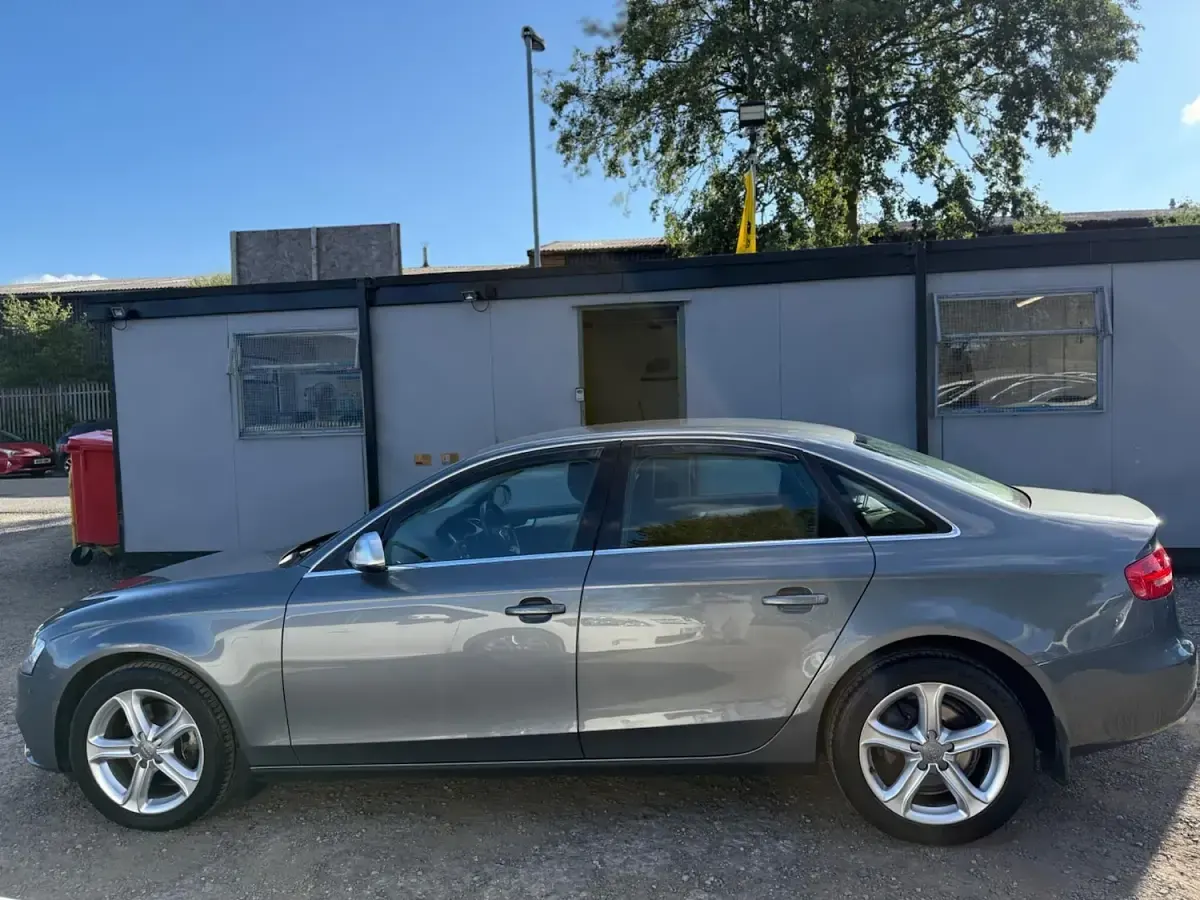 Used Audi A4 2014 Grey Sedan