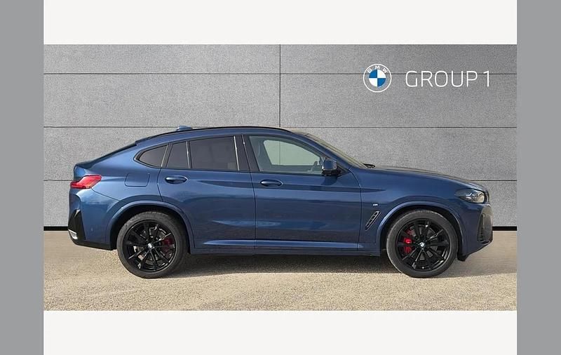Used BMW X4 M Sport 187 HP (137 kW) 2024 Blue SUV