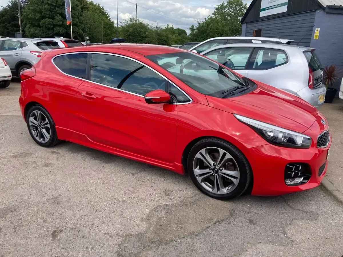 Used Kia ProCeed GT-Line 2015 Red Hatchback