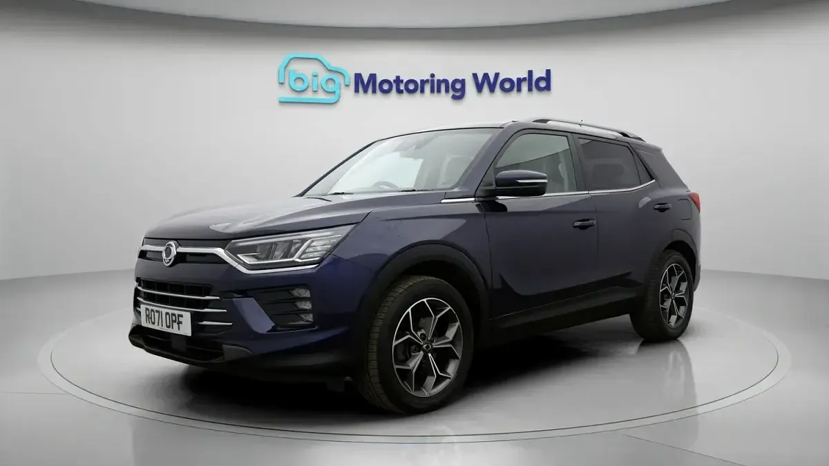 Used SsangYong Korando 163 HP (119 kW) 2021 Blue Estate