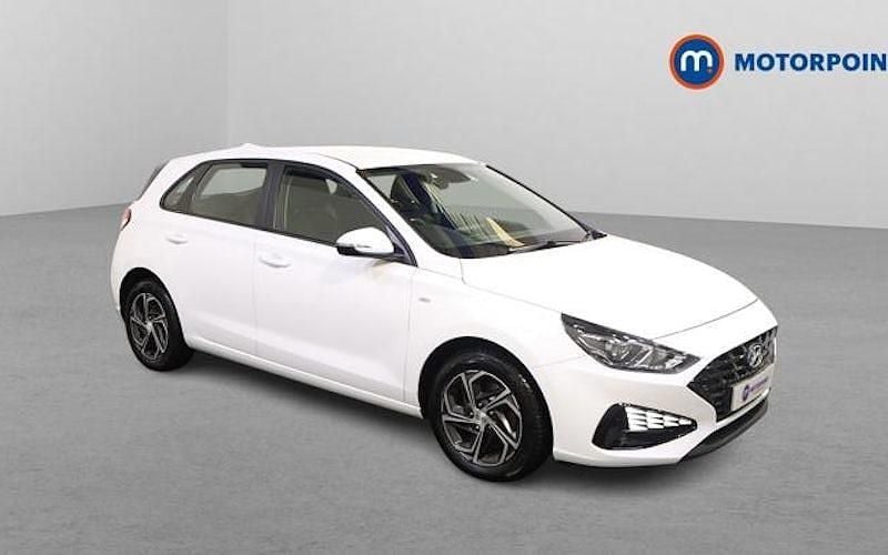 Used Hyundai i30 SE 136 HP (100 kW) 2021 White Hatchback