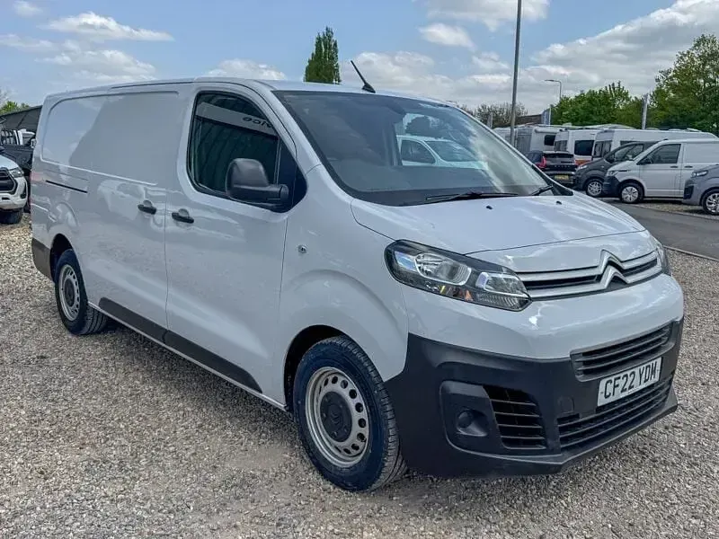 Używany Citroën Dispatch 102 KM (75 kW) 2022 Biały Minivan