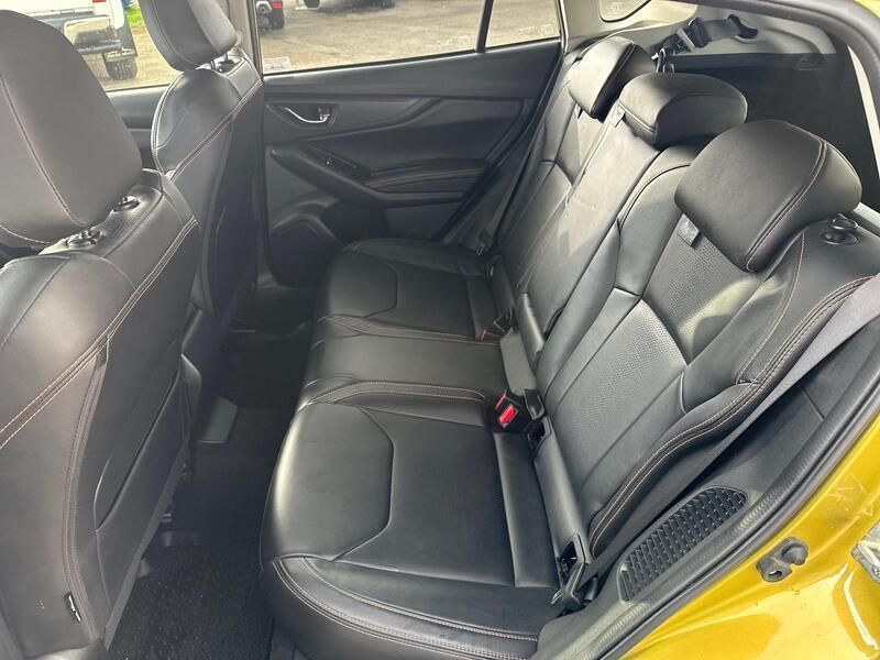 Used Subaru XV Premium 150 HP (110 kW) 2022 Yellow SUV